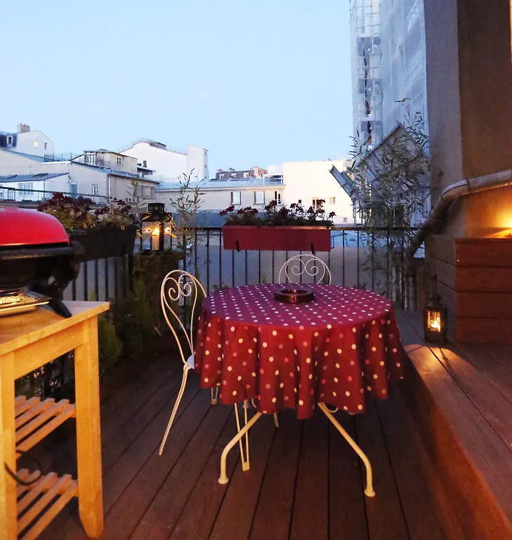 Appartement Moulin Rouge Backstage